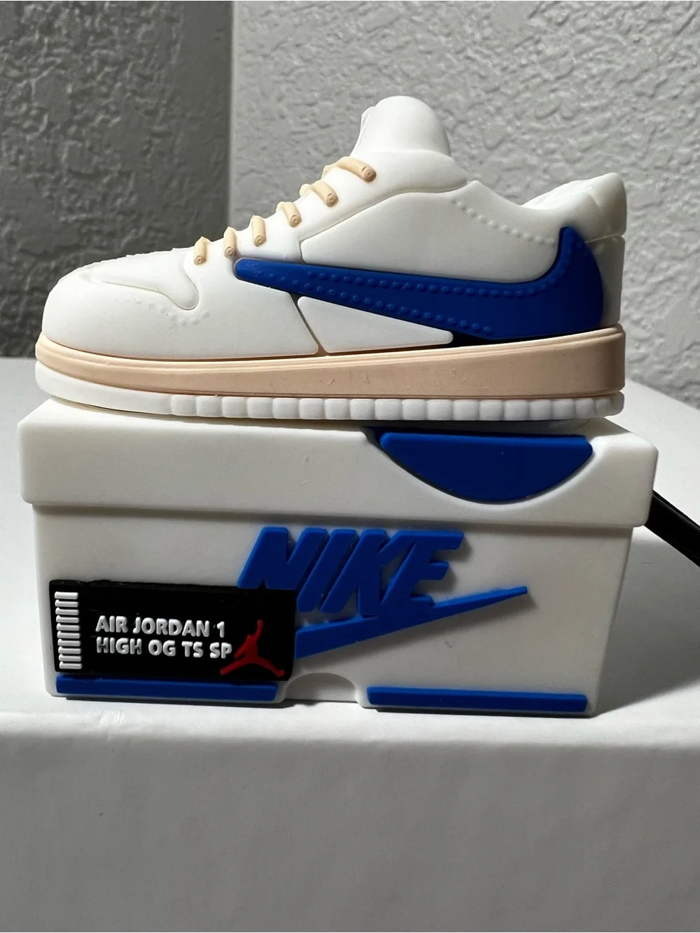 3D Travis Scott x Nike Air Jordan 1 Sneaker AirPods Pro charging Case Cover mini